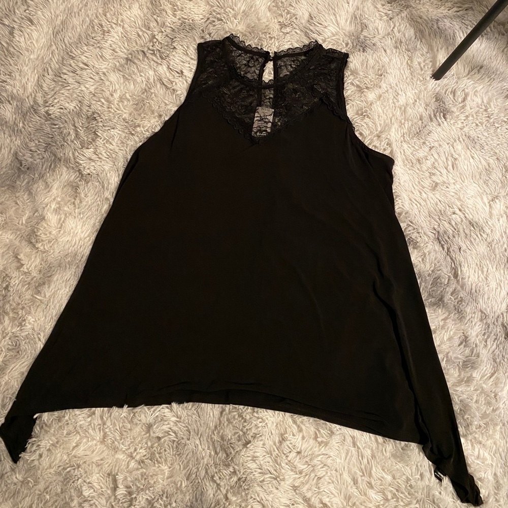 NWT! Black Torrid Top with lace - Size 3X
